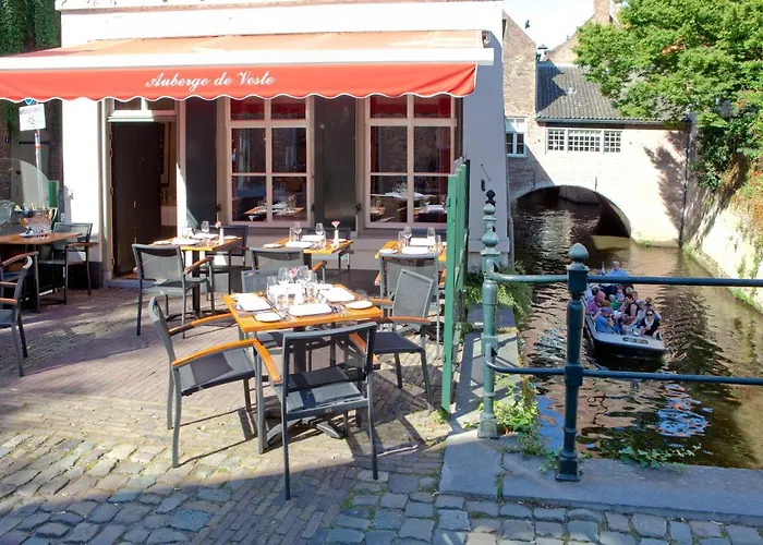 The Guest - Uilenburg *